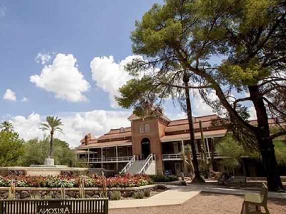 UArizona Names Surgeon General Carmona to Lead Campus Reentry Plan